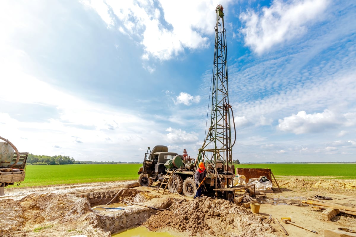 Hydrogeological field investigation and groundwater exploration in arid terrain